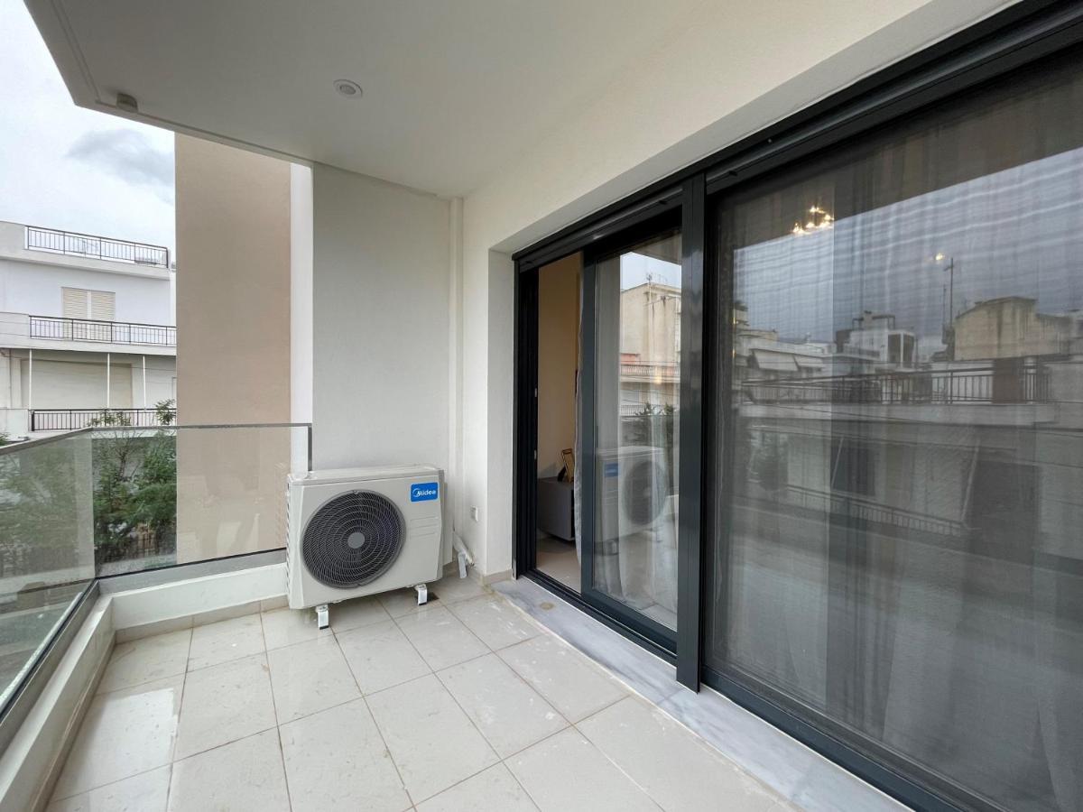 Gleaming Apartments Near Athens Metro Mall Esterno foto