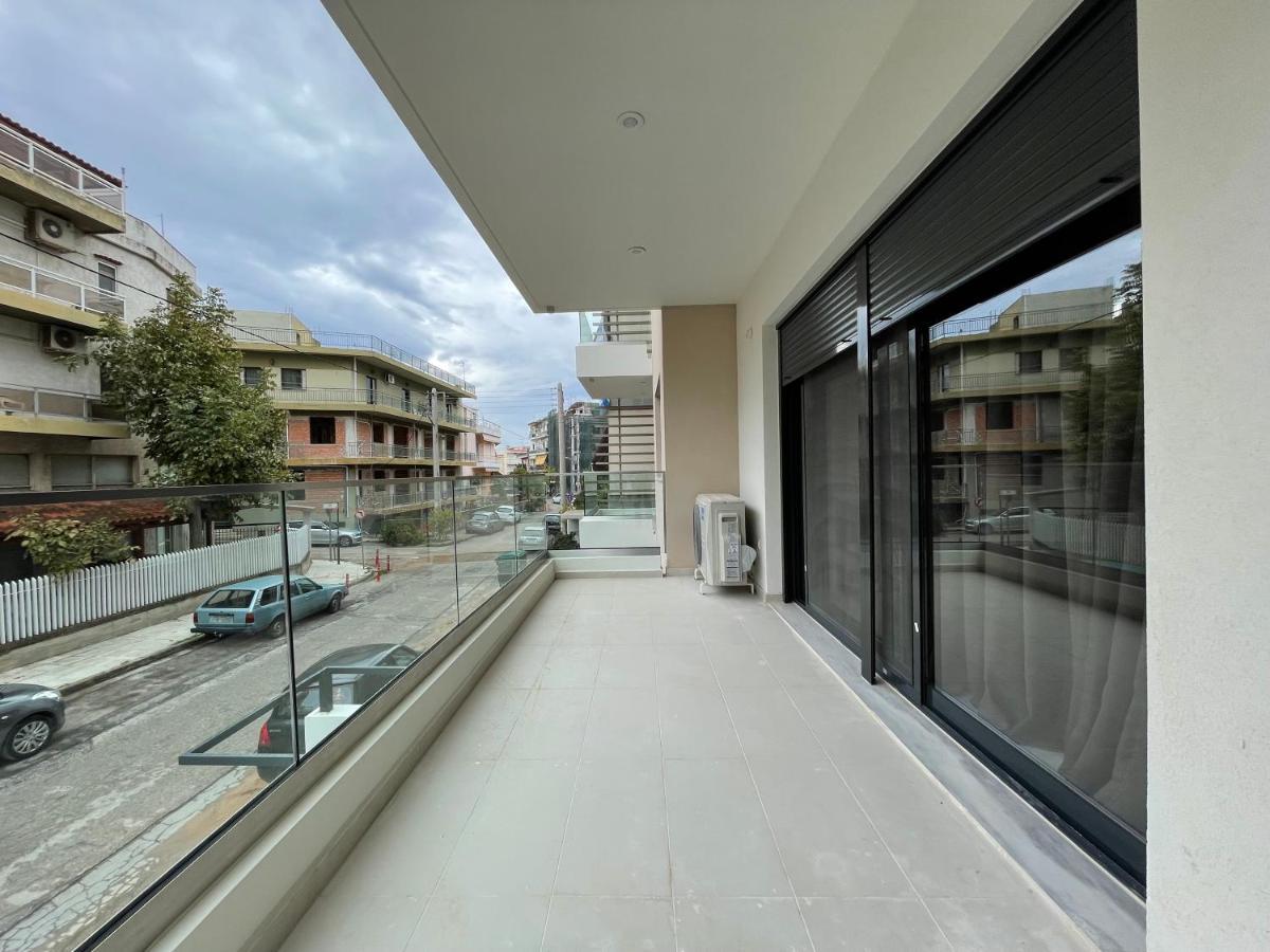 Gleaming Apartments Near Athens Metro Mall Esterno foto