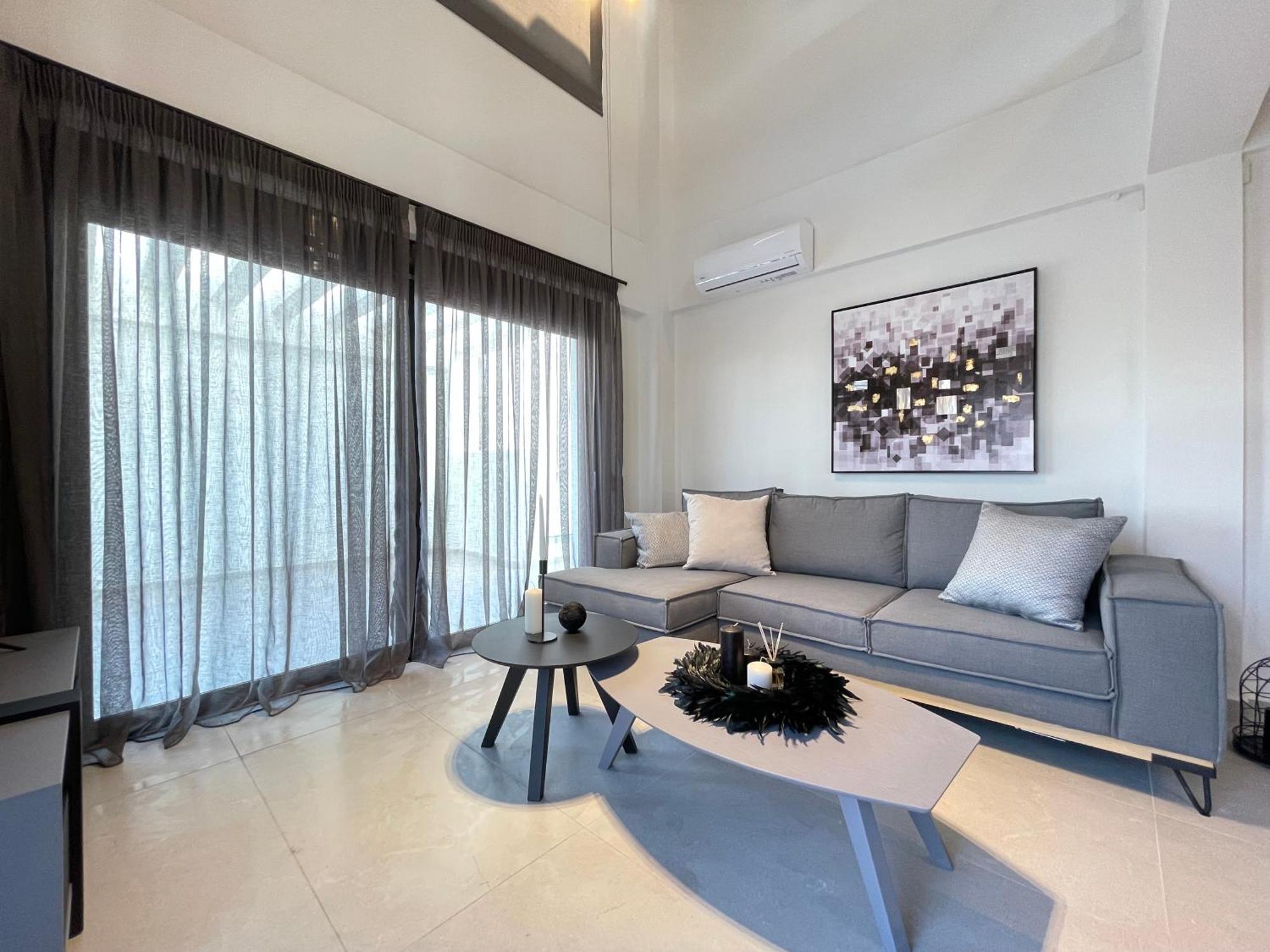 Gleaming Apartments Near Athens Metro Mall Esterno foto