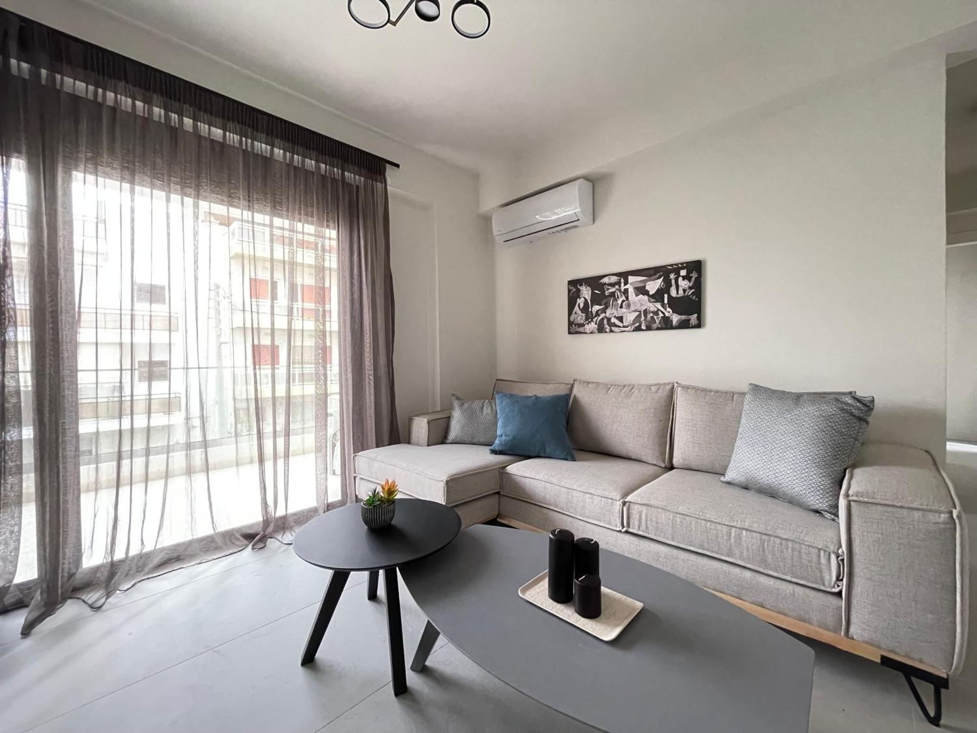 Gleaming Apartments Near Athens Metro Mall Esterno foto